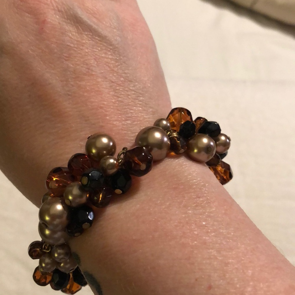Talbots Autumn colored bangle bracelet with clasp